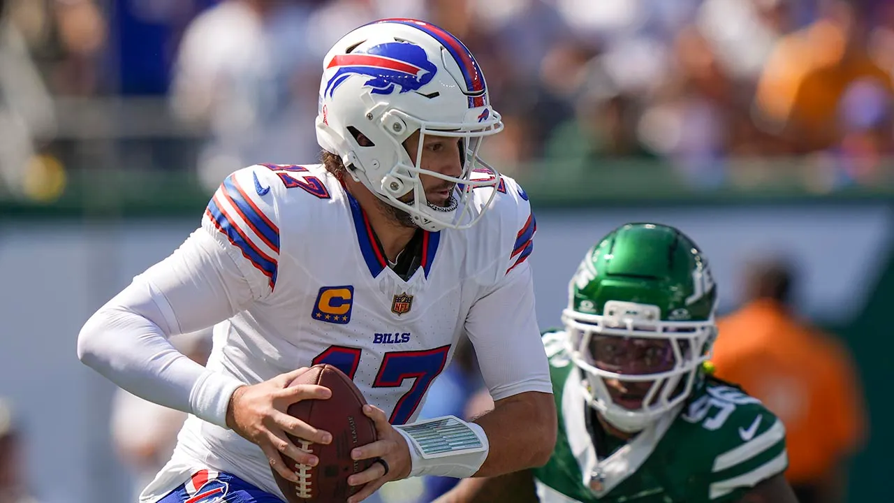 Bills’ Josh Allen was ‘bleeding profusely’ from the nose against Jets
